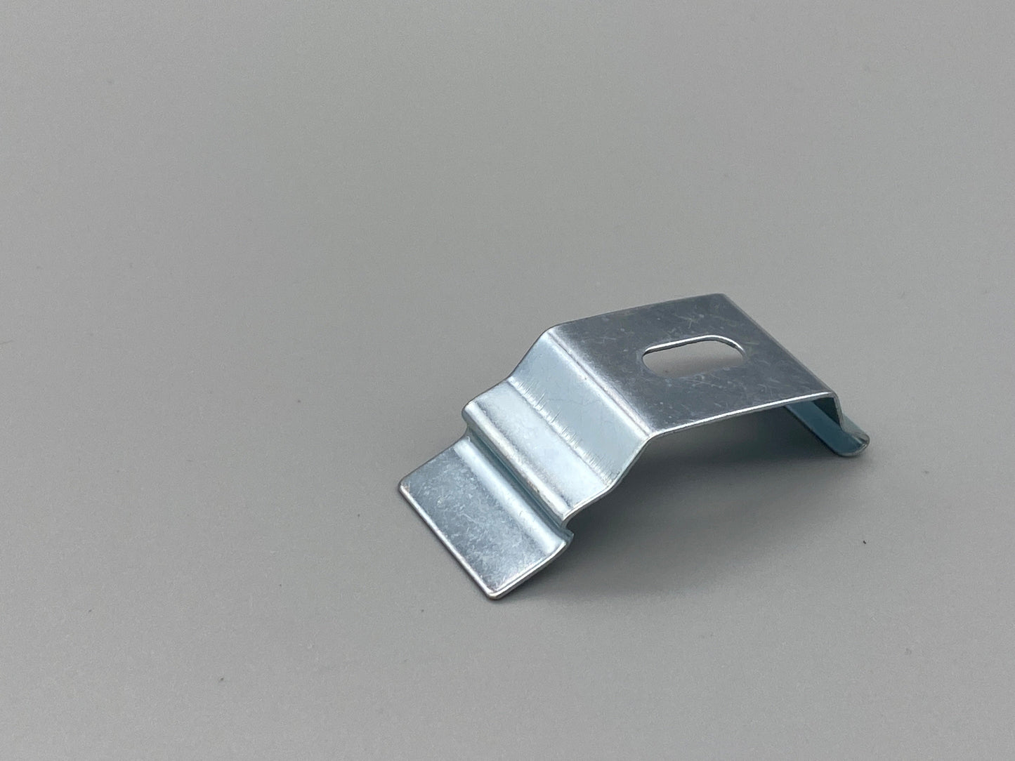Lot de 5 supports de plafond argentés pour rail supérieur de stores verticaux de 29 mm/30 mm