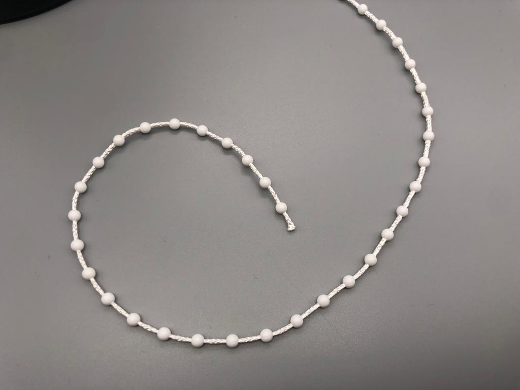 Weiße Kunststoffkette für Vertikaljalousien - Nr. 10 Perlengröße: 4,5 mm + kostenloser Verbinder