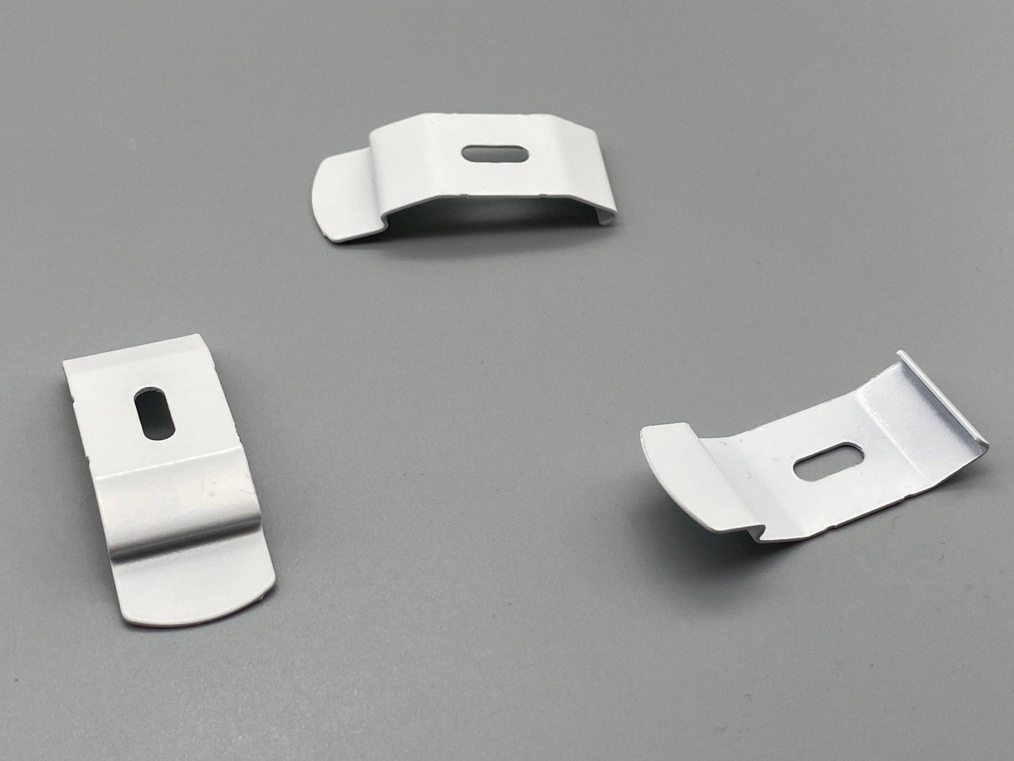 Lot de 5 supports de plafond pour rail supérieur de stores verticaux de 39 mm/40 mm