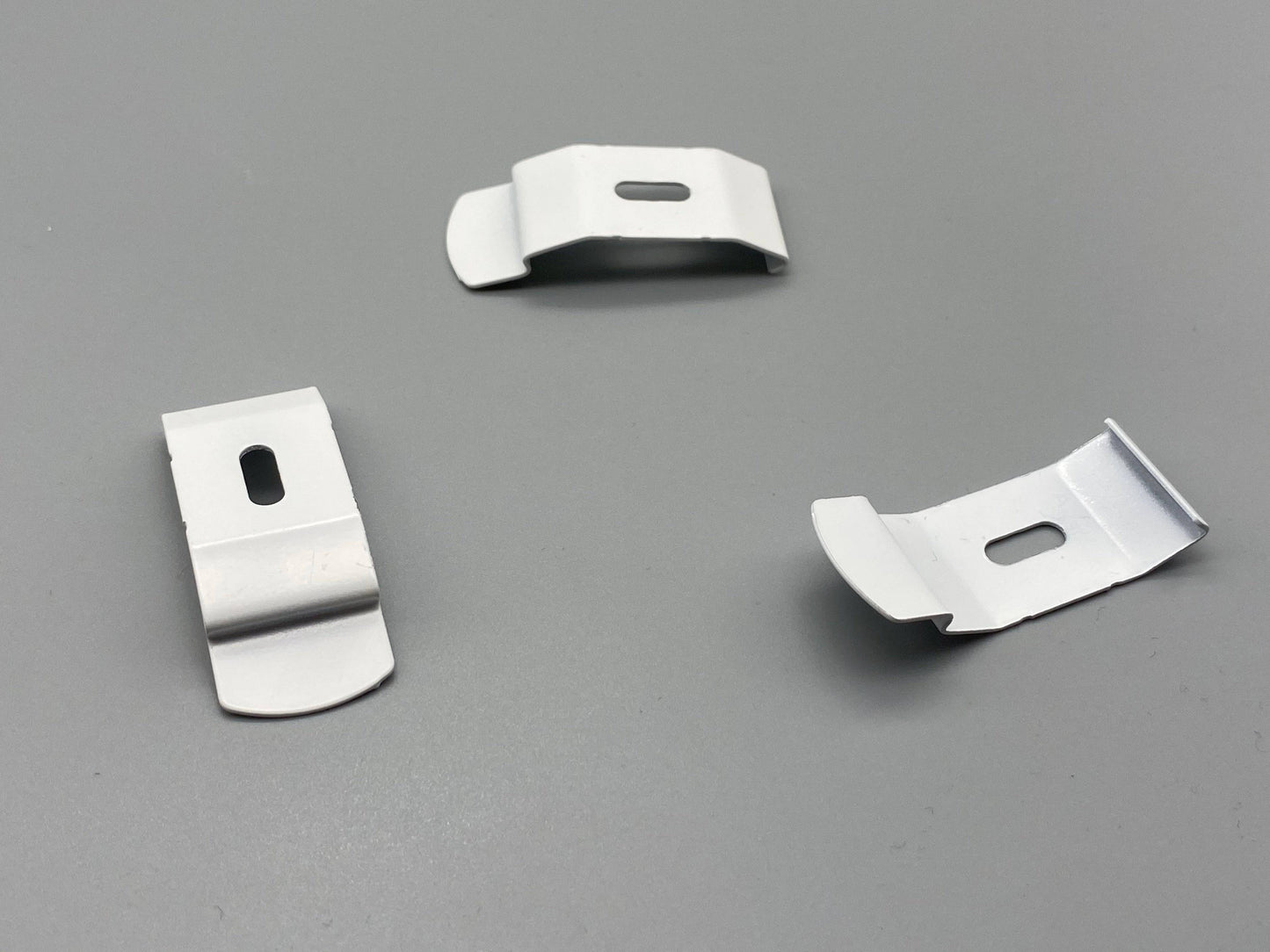 Lot de 5 supports de plafond pour rail supérieur de stores verticaux de 39 mm/40 mm
